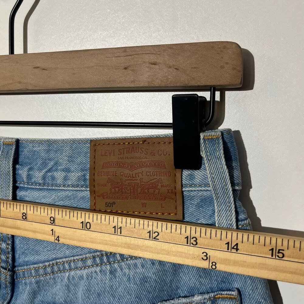 Levi's Light Blue Boyfriend Jeans - Picture 6 of 7